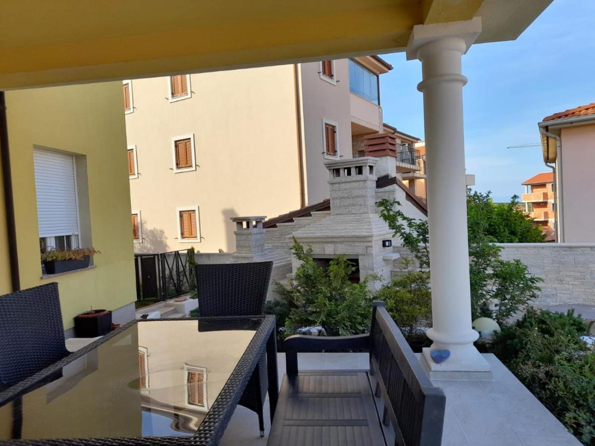 Villa Istriana Ližnjan المظهر الخارجي الصورة