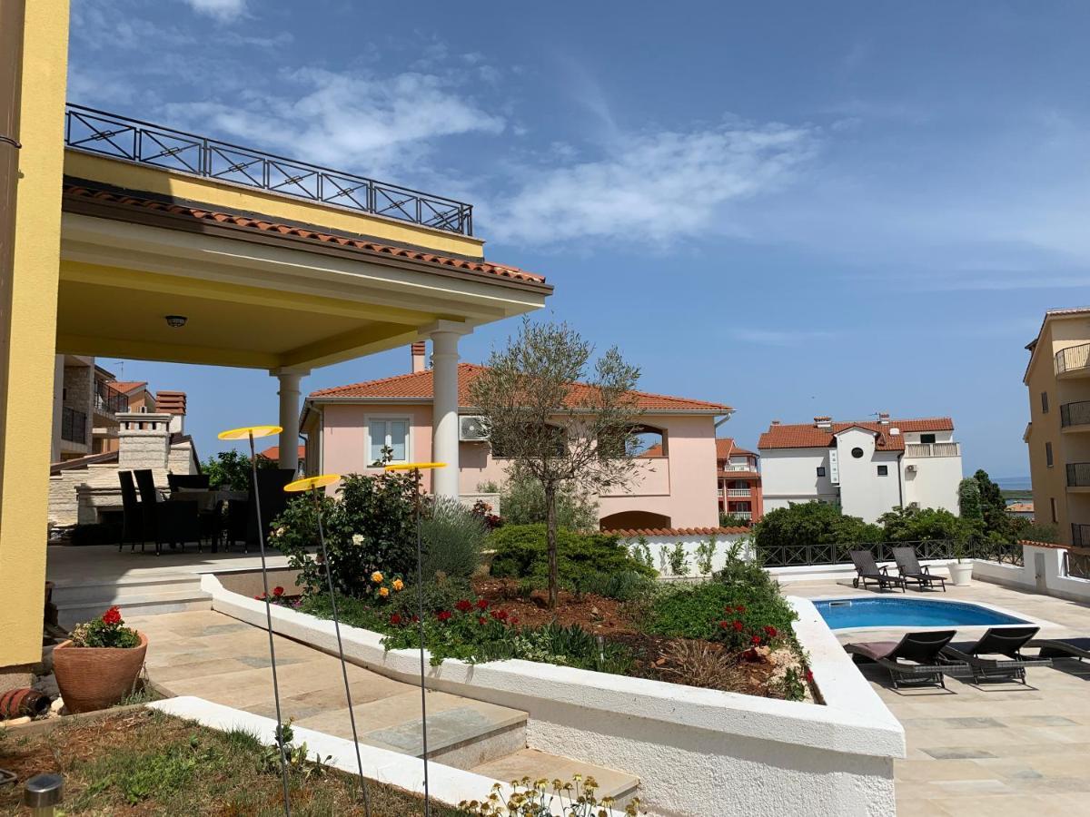 Villa Istriana Ližnjan المظهر الخارجي الصورة